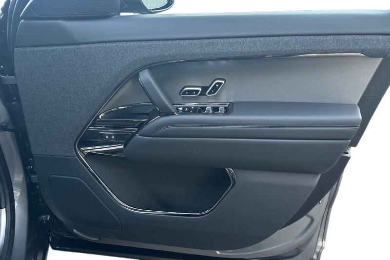 Used Land Rover Range Rover Sport 2025 for sale - 77093891: Photo 22