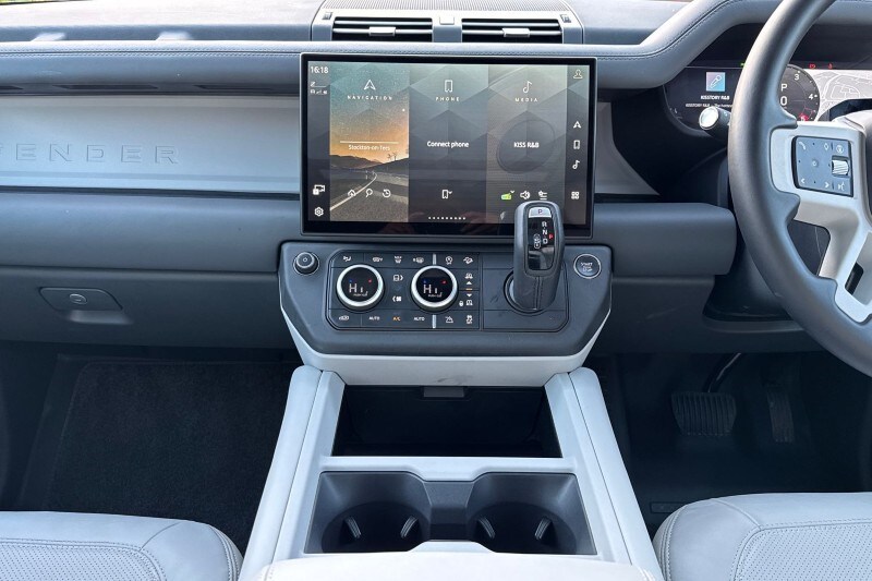 Used Land Rover Defender 2025 for sale - 77742696: Photo 14