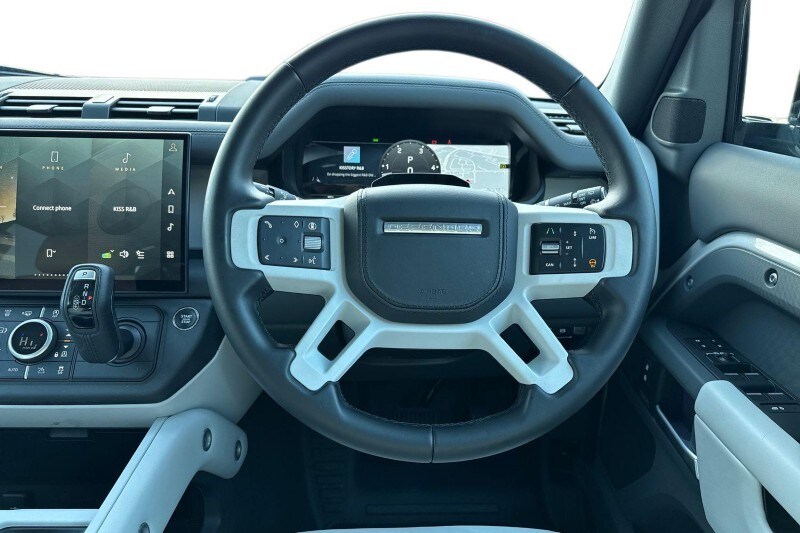 Used Land Rover Defender 2025 for sale - 77742696: Photo 15