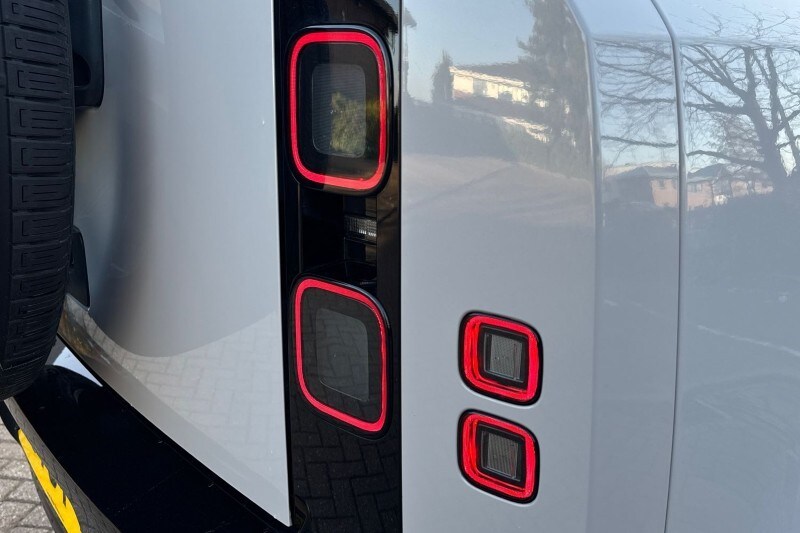 Used Land Rover Defender 2025 for sale - 77742696: Photo 49