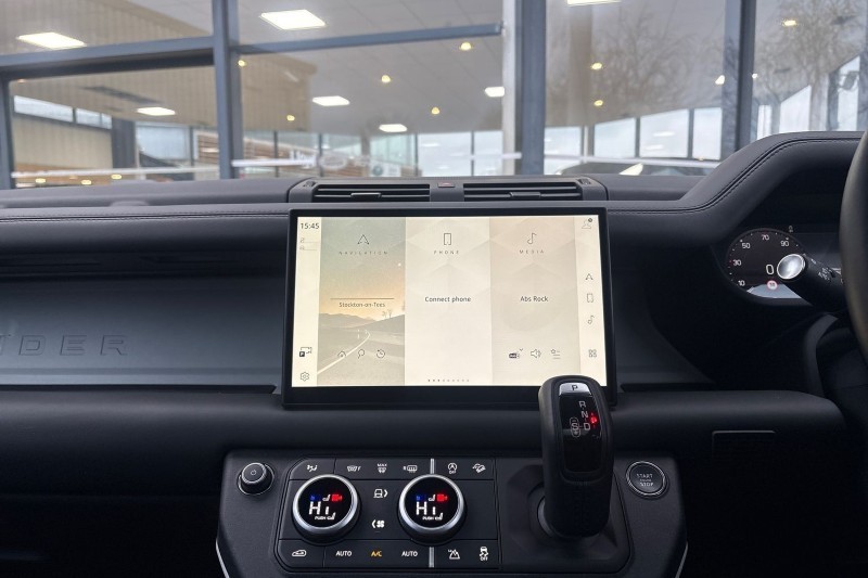 Used Land Rover Defender 2024 for sale - 77492780: Photo 14