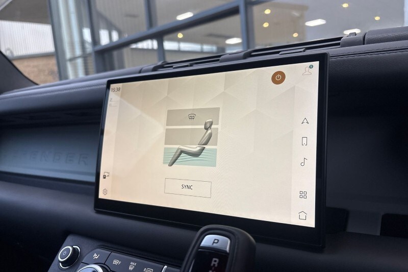 Used Land Rover Defender 2024 for sale - 77492780: Photo 34