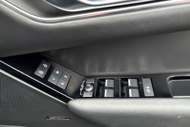 Used Land Rover Range Rover Velar 2024 for sale - 77449930: Photo 23