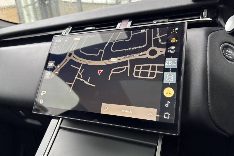 Used Land Rover Range Rover Velar 2024 for sale - 77449930: Photo 31