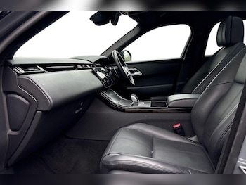 Used Land Rover Range Rover Velar 2024 for sale - 77449930: Photo