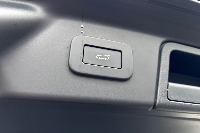 Used Land Rover Range Rover Velar 2024 for sale - 77449930: Photo 43