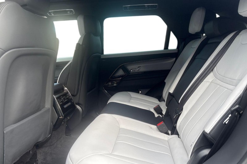 Used Land Rover Range Rover Sport 2023 for sale - 77819294: Photo 4