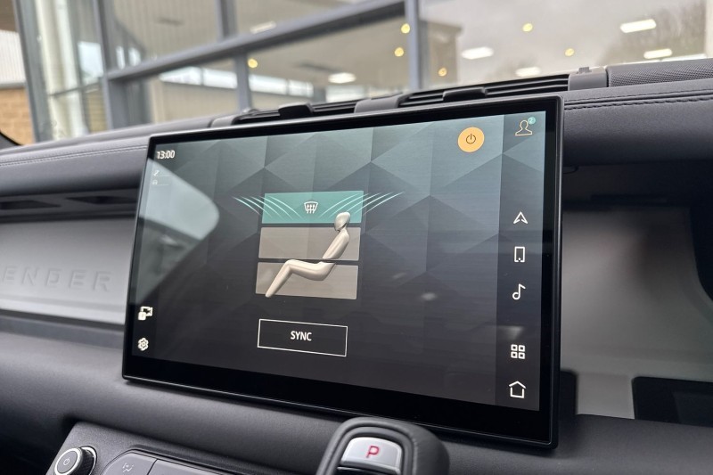 Used Land Rover Defender 2025 for sale - 77300615: Photo 35