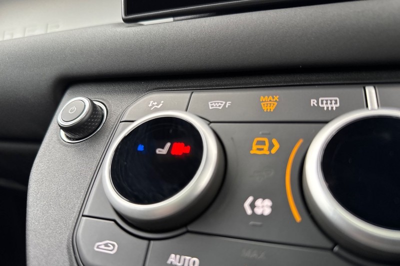 Used Land Rover Defender 2025 for sale - 77300615: Photo 37