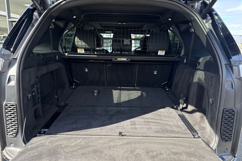 Used Land Rover Discovery 2025 for sale - 76981473: Photo 10