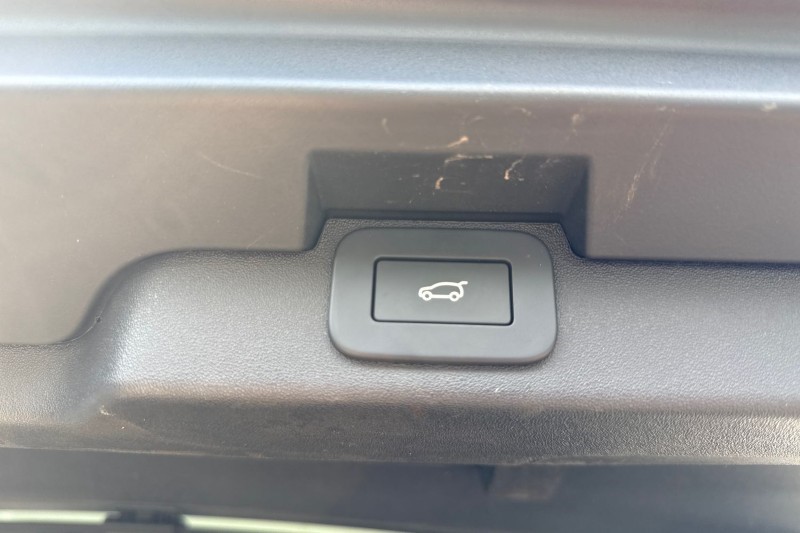 Used Land Rover Discovery 2025 for sale - 76981473: Photo 38