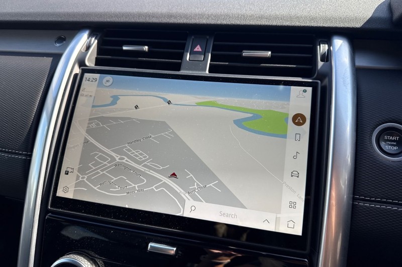 Used Land Rover Discovery 2025 for sale - 77148047: Photo 11