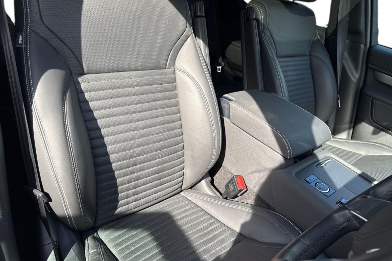 Used Land Rover Discovery 2025 for sale - 77148047: Photo 26