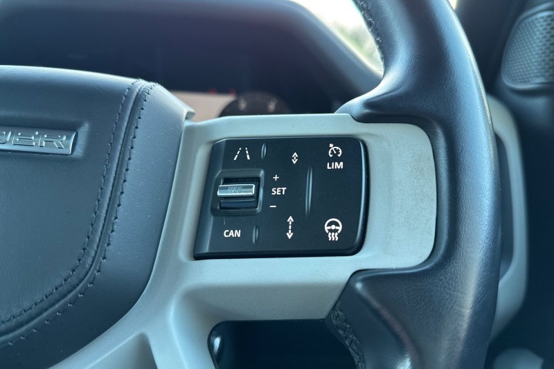 Used Land Rover Defender 2022 for sale - 77570175: Photo 30