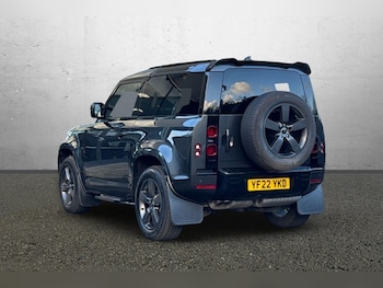 Used Land Rover Defender 2022 for sale - 77570175: Photo