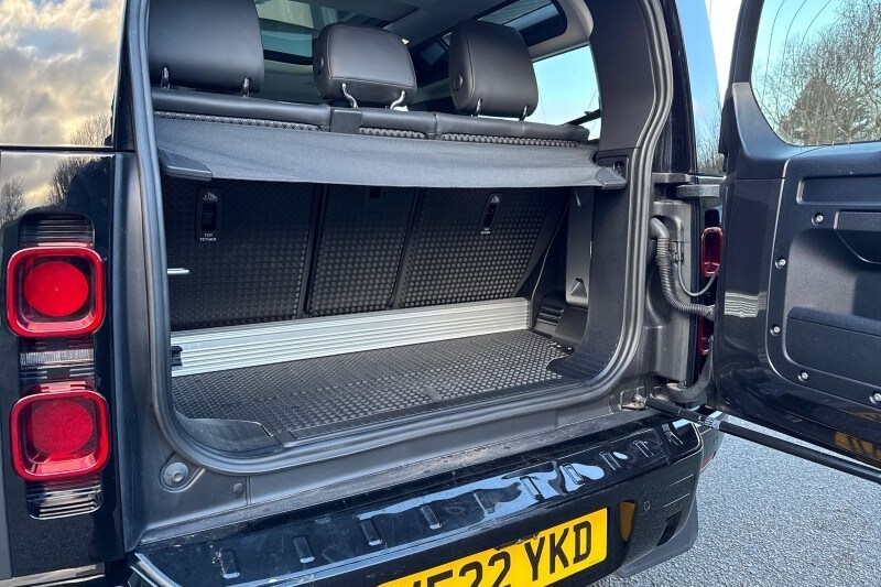 Used Land Rover Defender 2022 for sale - 77570175: Photo 43