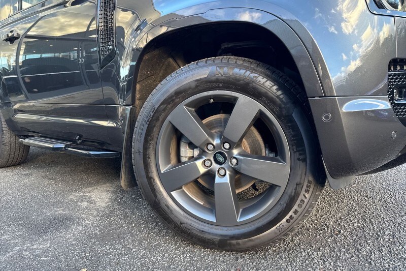 Used Land Rover Defender 2022 for sale - 77570175: Photo 48