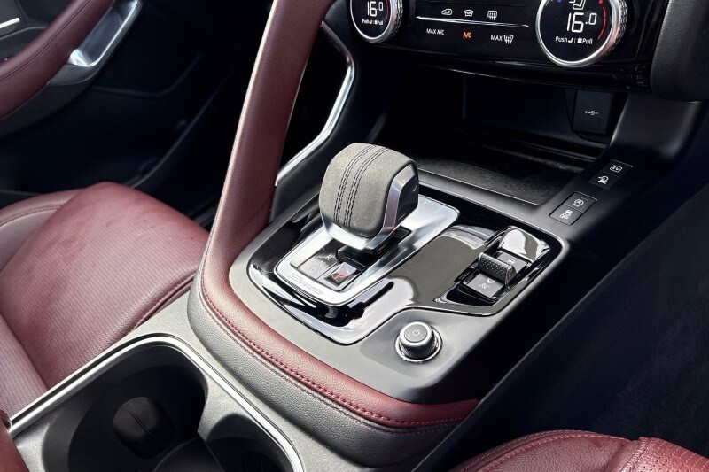 Used Jaguar E-Pace 2023 for sale - 77844749: Photo 13