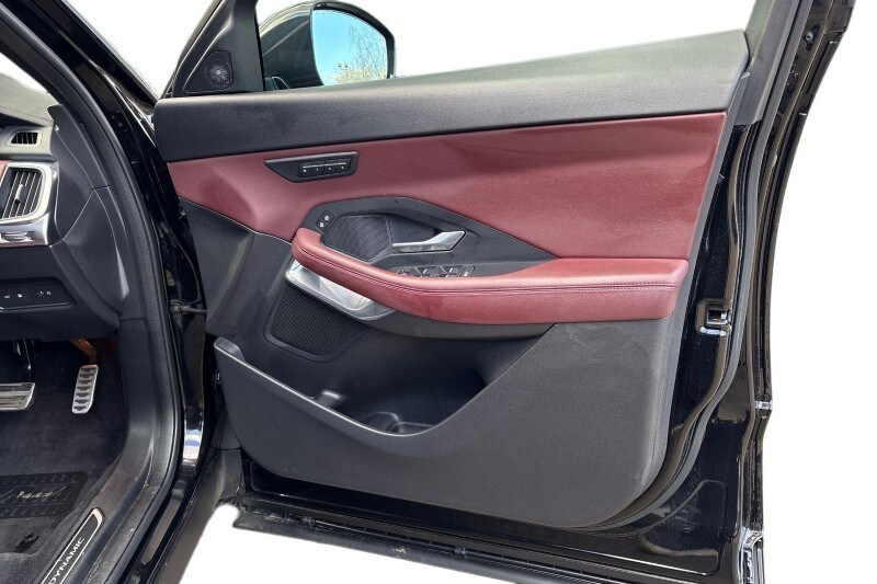 Used Jaguar E-Pace 2023 for sale - 77844749: Photo 22