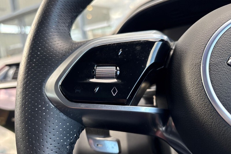 Used Jaguar E-Pace 2023 for sale - 77844749: Photo 28