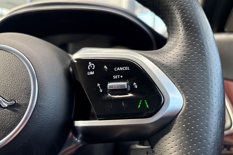 Used Jaguar E-Pace 2023 for sale - 77844749: Photo 29