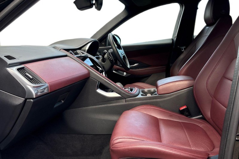 Used Jaguar E-Pace 2023 for sale - 77844749: Photo 3