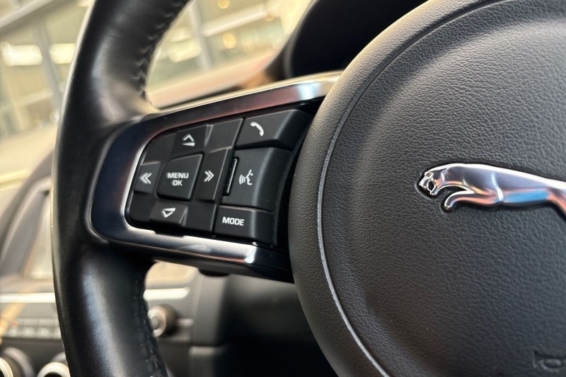 Used Jaguar E-Pace 2019 for sale - 76982085: Photo 28