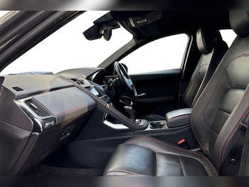 Used Jaguar E-Pace 2019 for sale - 76982085: Photo