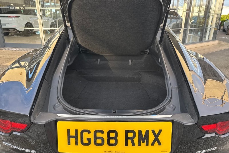 Used Jaguar F-Type 2019 for sale - 77106104: Photo 10