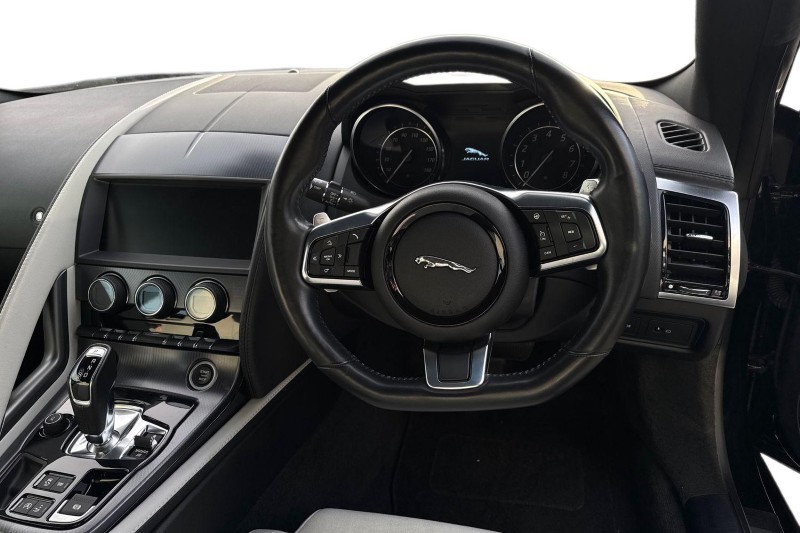 Used Jaguar F-Type 2019 for sale - 77106104: Photo 15