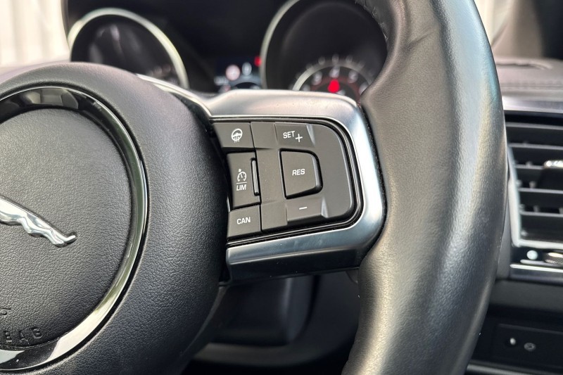 Used Jaguar F-Type 2019 for sale - 77106104: Photo 29