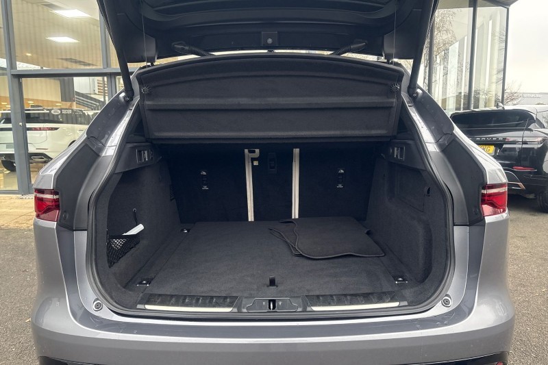 Used Jaguar F-Pace 2023 for sale - 77170648: Photo 10