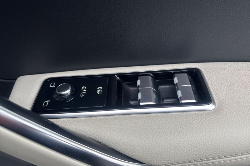 Used Jaguar F-Pace 2023 for sale - 77170648: Photo 24