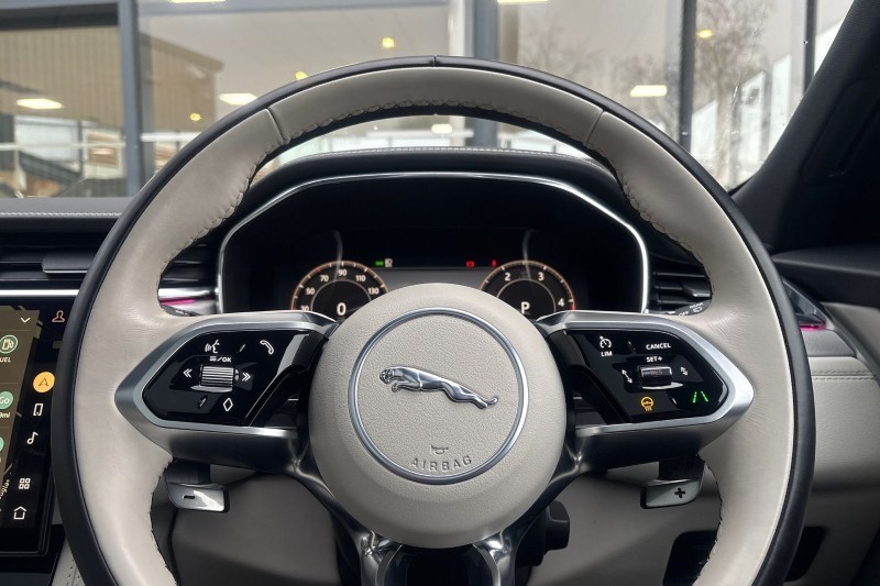 Used Jaguar F-Pace 2023 for sale - 77170648: Photo 28