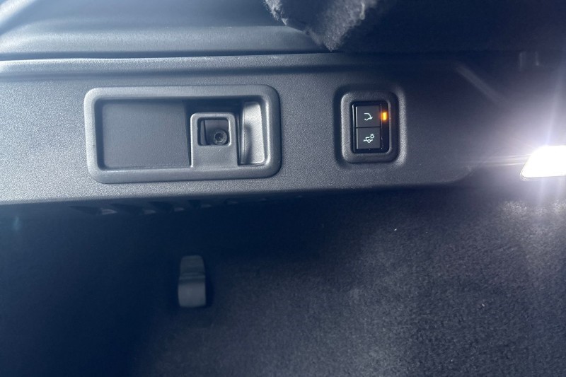 Used Jaguar F-Pace 2023 for sale - 77170648: Photo 50