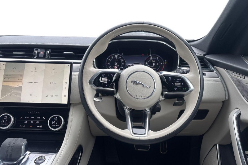 Used Jaguar F-Pace 2023 for sale - 78038801: Photo 15