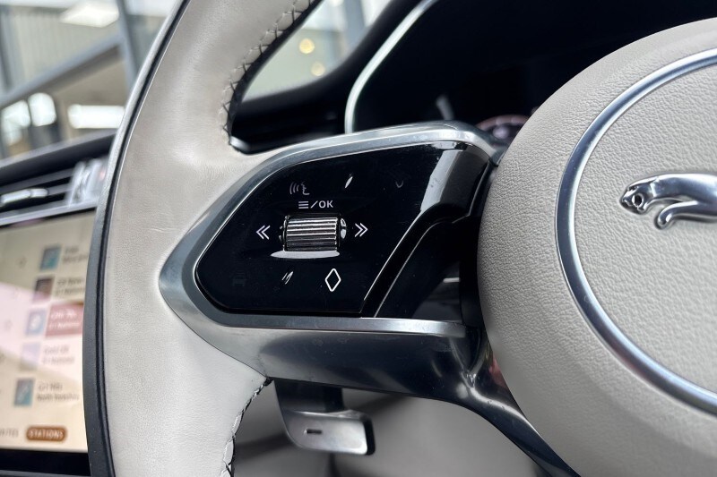 Used Jaguar F-Pace 2023 for sale - 78038801: Photo 28