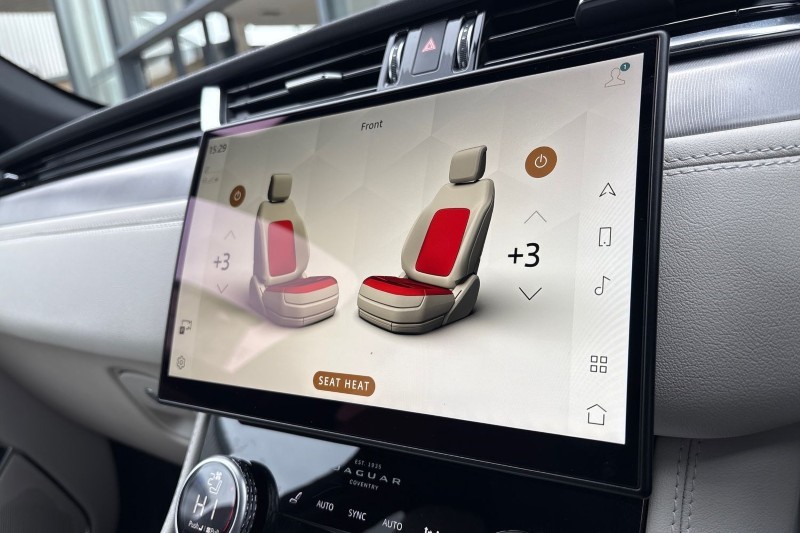 Used Jaguar F-Pace 2023 for sale - 78038801: Photo 36