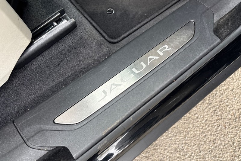 Used Jaguar F-Pace 2023 for sale - 78038801: Photo 41