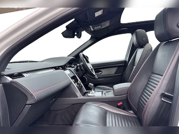 Used Land Rover Discovery Sport 2021 for sale - 76980931: Photo
