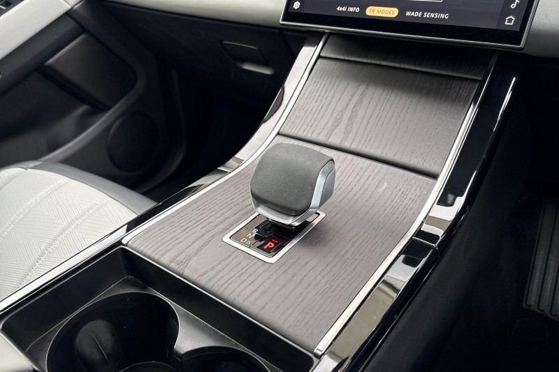 Used Land Rover Range Rover Evoque 2024 for sale - 77033008: Photo 13