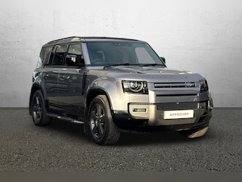 Used Land Rover Defender 2021 for sale - 76982161: Photo