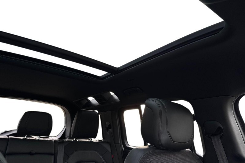 Used Land Rover Defender 2021 for sale - 76982161: Photo 21