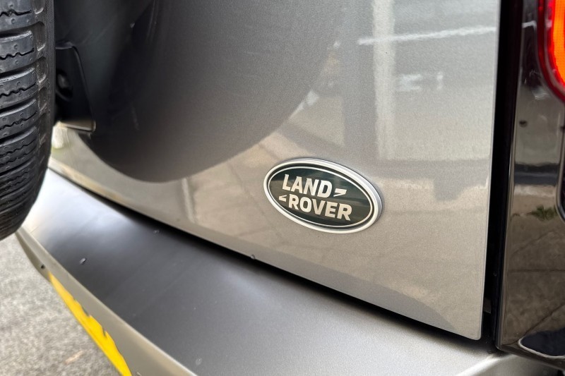 Used Land Rover Defender 2021 for sale - 76982161: Photo 48