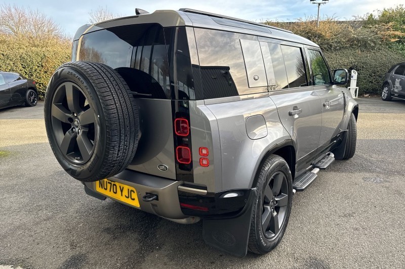 Used Land Rover Defender 2021 for sale - 76982161: Photo 51