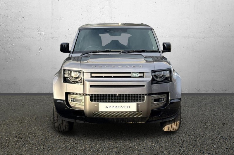 Used Land Rover Defender 2021 for sale - 76982161: Photo 7