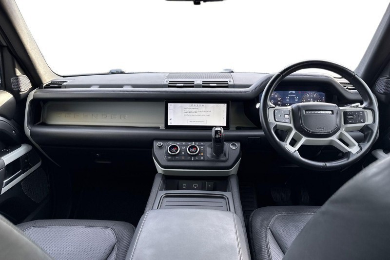Used Land Rover Defender 2021 for sale - 76982161: Photo 9