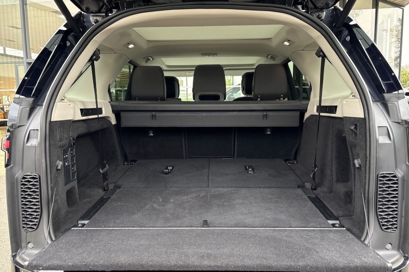 Used Land Rover Discovery 2024 for sale - 76981362: Photo 10