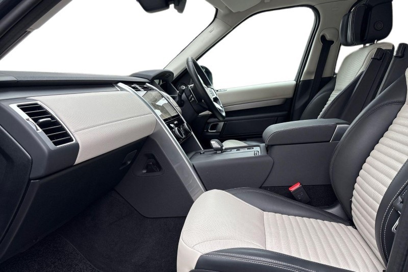 Used Land Rover Discovery 2024 for sale - 76981362: Photo 3