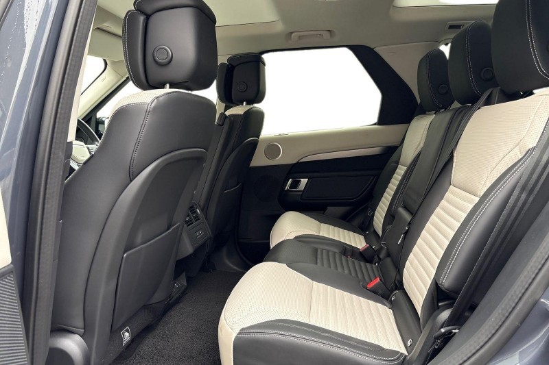 Used Land Rover Discovery 2024 for sale - 76981362: Photo 4
